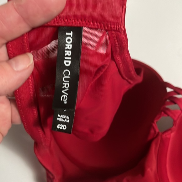 New without tags longline plunge bra. Only had on briefly - Picture 3 of 4